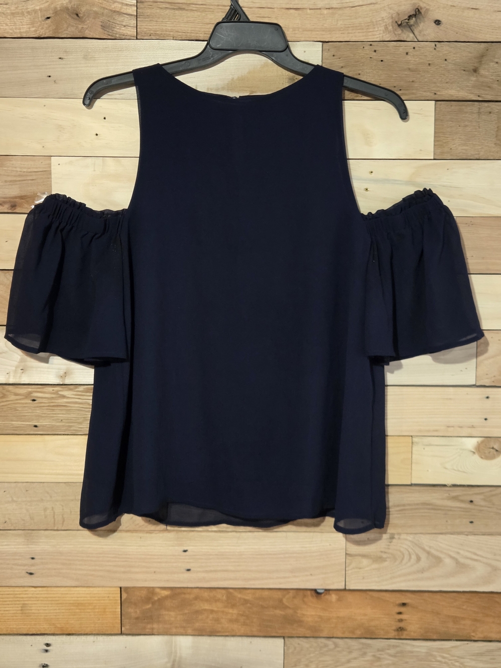 Buckle Black Navy Cold Shoulder Blouse Size L Chiffon Flutter Sleeve Lined Top